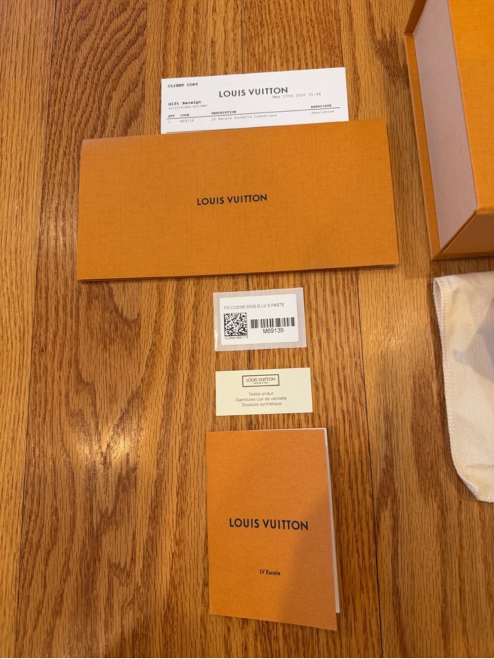 Authentic NWT Louis Vuitton Escale Cosmetic Pouch PM - Picture 6 of 15